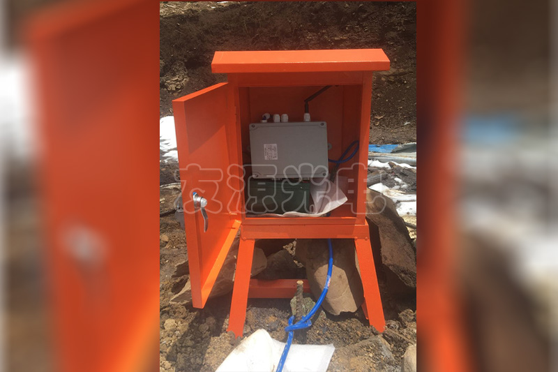 TD-016C型 RS485豎直地埋管地源熱泵溫度監(jiān)測系統(tǒng)